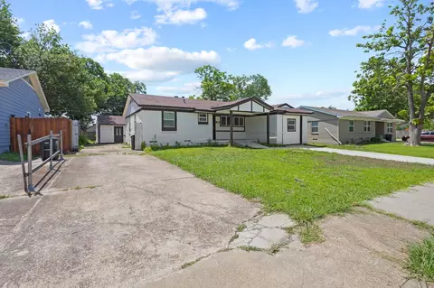 Exterior - 1706 Summit St, Mesquite, TX 75149 photo 3 of 7