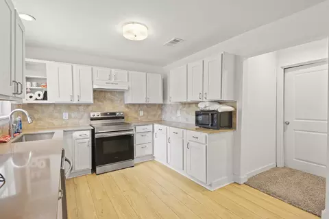 Kitchen - 1706 Summit St, Mesquite, TX 75149 photo 1 of 2