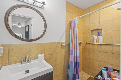 Bath - 1706 Summit St, Mesquite, TX 75149 photo 1 of 3