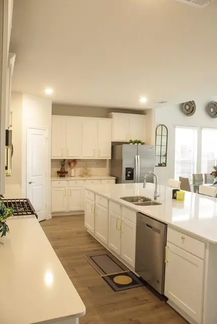 Kitchen - 2129 Stinnet St, Anna, TX 75409 photo 6 of 6