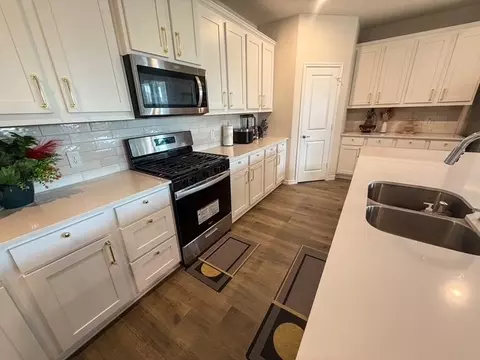 Kitchen - 2129 Stinnet St, Anna, TX 75409 photo 2 of 6