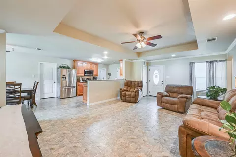 4010 Iron Horse Trl, Granbury, TX 76048