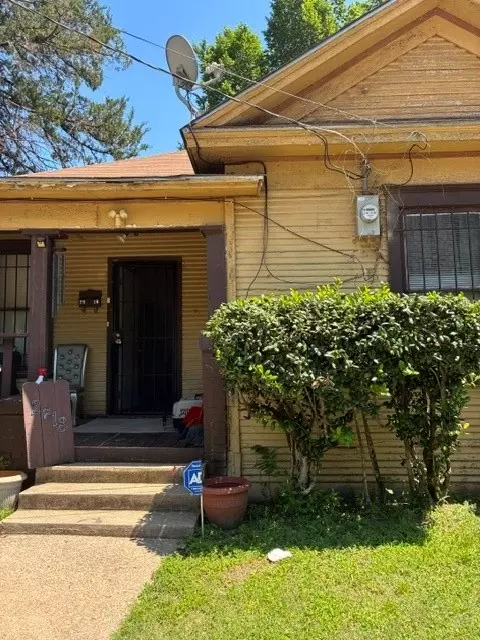 2618 Pine St, Dallas, TX 75215