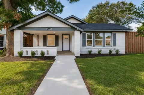2450 Emmett St, Dallas, TX 75211