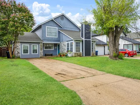 4632 Bracken Dr, Fort Worth, TX 76137