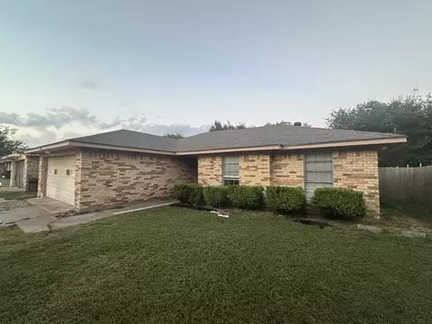 4804 Platte Dr, Balch Springs, TX 75180
