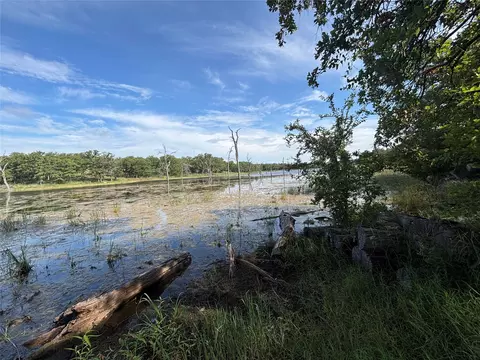153 Post Oak Cv, Sunset, TX 76270 photo 8