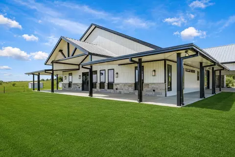 385 Private Road 1733, Stephenville, TX 76401