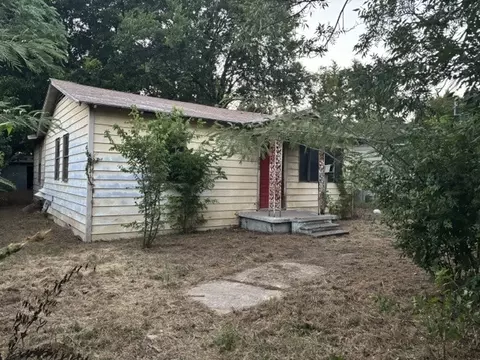 659 Neomi Ave, Dallas, TX 75217