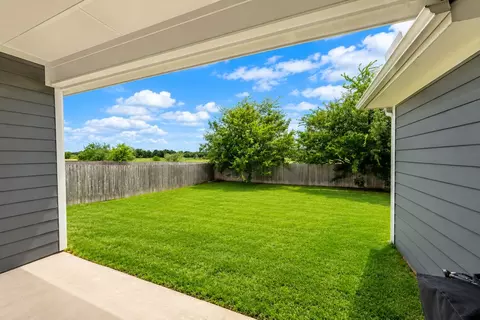 Exterior - 132 Swan Lk, Waco, TX 76708 photo 6 of 6