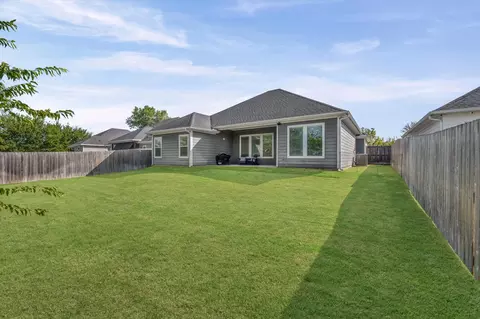 Exterior - 132 Swan Lk, Waco, TX 76708 photo 4 of 4
