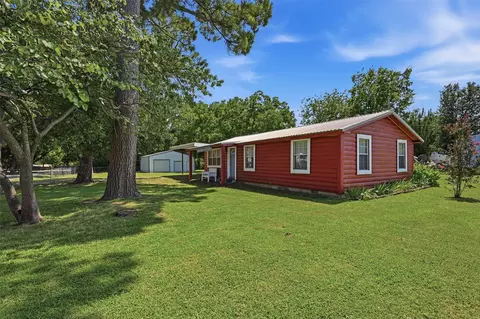 27 Choctaw Dr, Gordonville, TX 76245