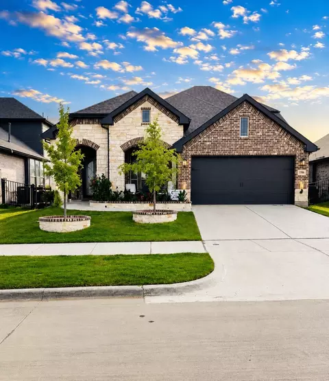 7709 Gatevine Ave, Joshua, TX 76058