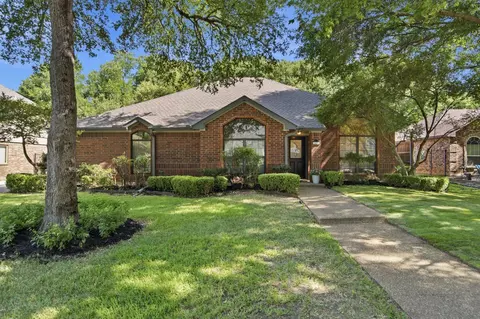 2424 Cornell Dr, Flower Mound, TX 75022