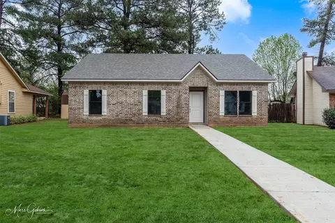 5909 Glen Eagle Dr, Shreveport, LA 71129