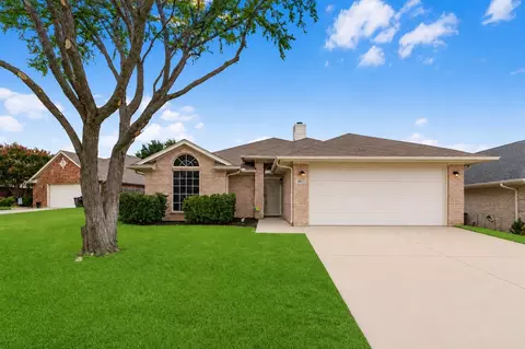 4857 Eagle Trace Dr, Fort Worth, TX 76244
