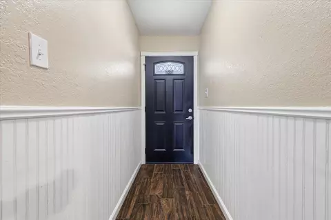 Entry Way - 6572 Ridglea Dr, Watauga, TX 76148 photo 1 of 2