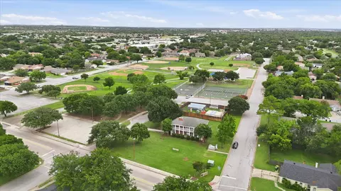 View/Area - 6572 Ridglea Dr, Watauga, TX 76148 photo 6 of 7