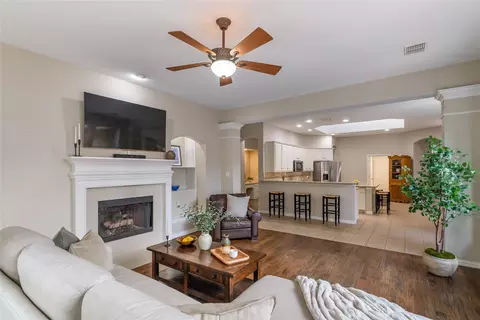 Living - 1001 Willowgate Dr, Prosper, TX 75078 photo 2 of 2