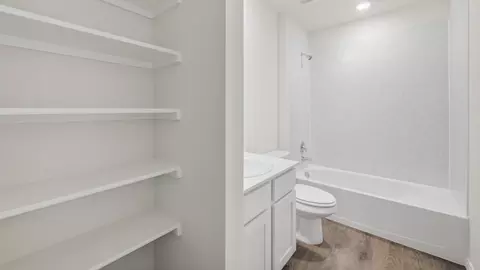3274 Spaulding Dr, Paris, TX 75460