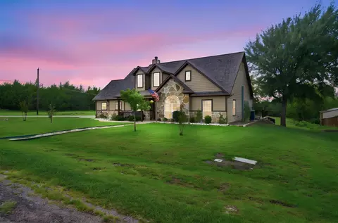 11 Lopez Dr, Sherman, TX 75090