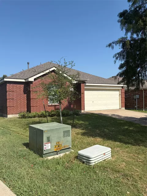 2005 Jasmine Ct, Forney, TX 75126