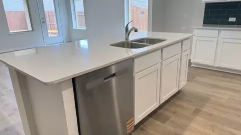 Kitchen - 2012 Willow Drift St, Celina, TX 75009 photo 1 of 2