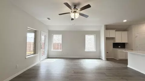 Living - 2012 Willow Drift St, Celina, TX 75009 photo 2 of 3
