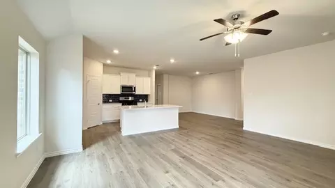 Living - 2012 Willow Drift St, Celina, TX 75009 photo 3 of 3