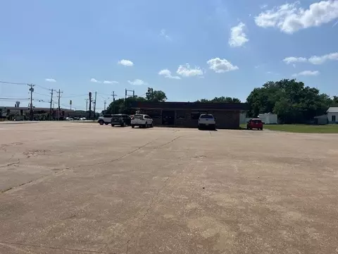 2900 W Morton St, Denison, TX 75020