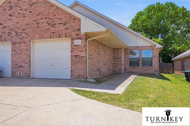 3124 Cherry Ln, Fort Worth, TX 76116