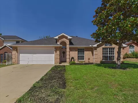 1104 Brandy Station Rd, Grand Prairie, TX 75052