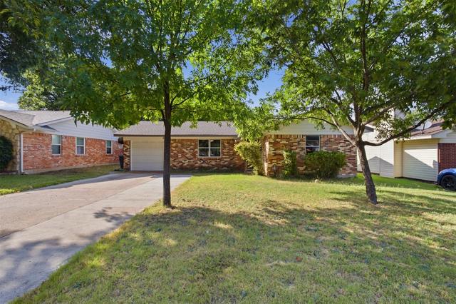 4577 Bonanza Ln, Dallas, TX 75211