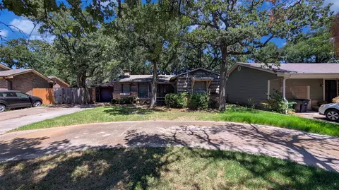 2325 Yeager St, Fort Worth, TX 76112