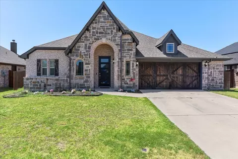 648 Sirius Ln, Waxahachie, TX 75165