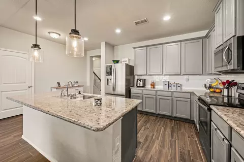 3120 Coyote Canyon Trl, Fort Worth, TX 76108