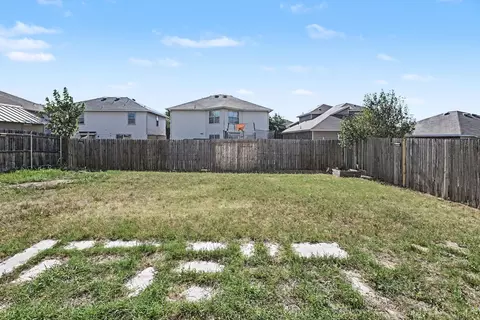 Exterior - 7164 Kickapoo Dr, Fort Worth, TX 76179 photo 4 of 4