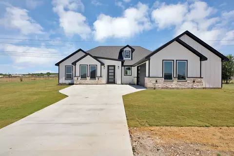 3217 Cobbler Ln, Joshua, TX 76058