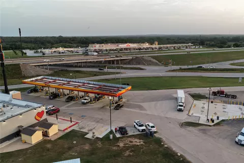 00 Hwy 90, Luling, TX 78648 photo 15