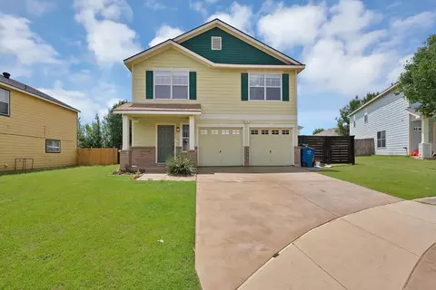 1015 Crow Ct, Grand Prairie, TX 75051