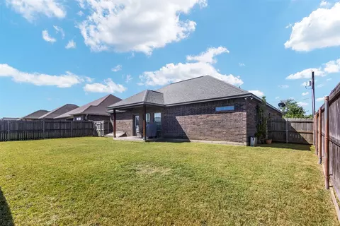 Exterior - 591 Eubank St, Mabank, TX 75147 photo 5 of 5