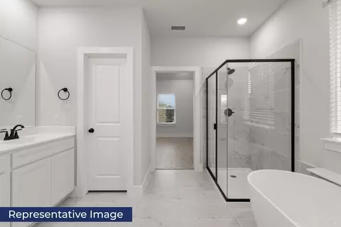 Bath - 2908 Champion Way, Celina, TX 75009 photo 2 of 2