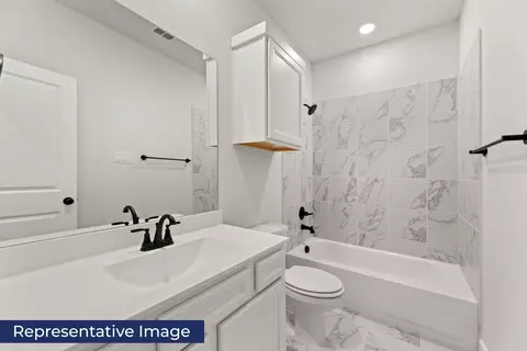 Bath - 2908 Champion Way, Celina, TX 75009 photo 1 of 2