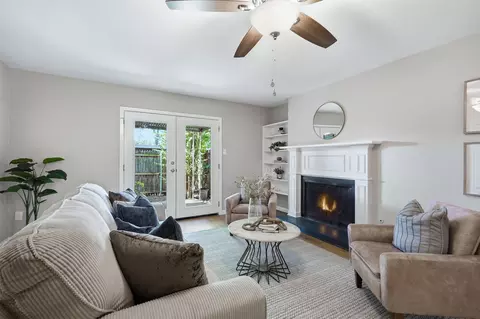 1401 Forest Edge Dr #8, Arlington, TX 76013