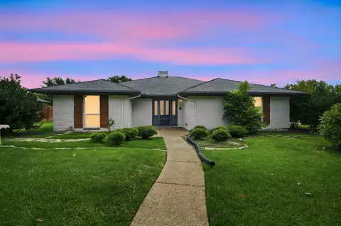2005 Yorkstown Dr, Ennis, TX 75119
