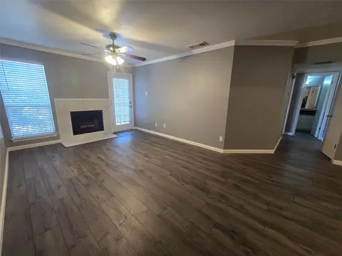 18333 Roehampton Dr #1422, Dallas, TX 75252