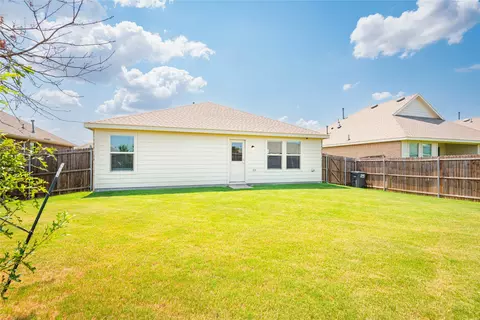 Exterior - 1614 Fields View Dr, Anna, TX 75409 photo 6 of 8