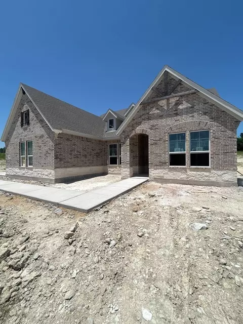 1106 Perrin Ln, Van Alstyne, TX 75495