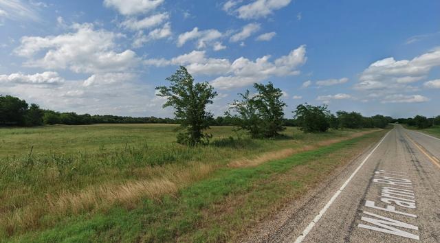 000 E Farm Road 71, Dike, TX 75437