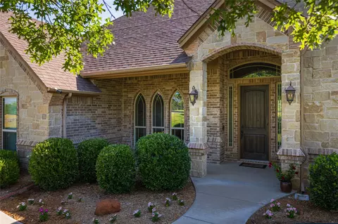 149 Meadow Arbor Dr, Weatherford, TX 76085